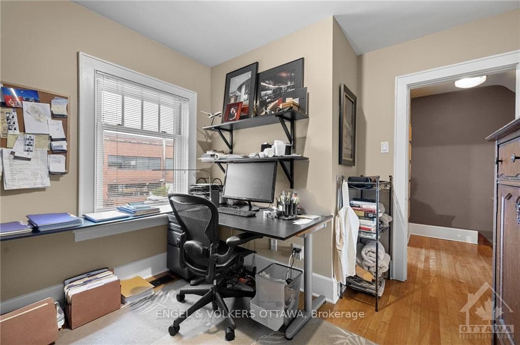 56 WILLARD Street photo 16