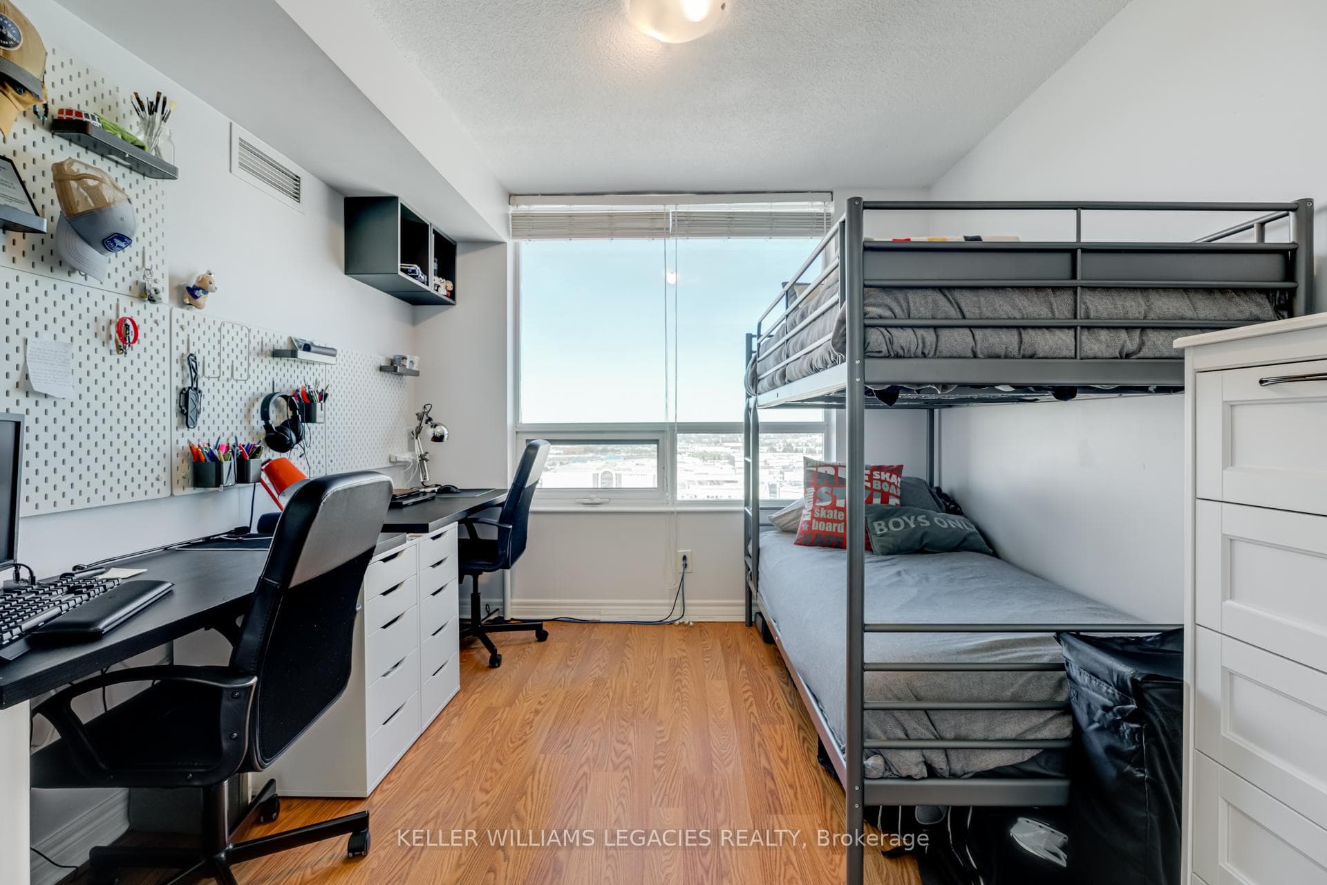 83 Borough Drive Unit 1611 photo 23