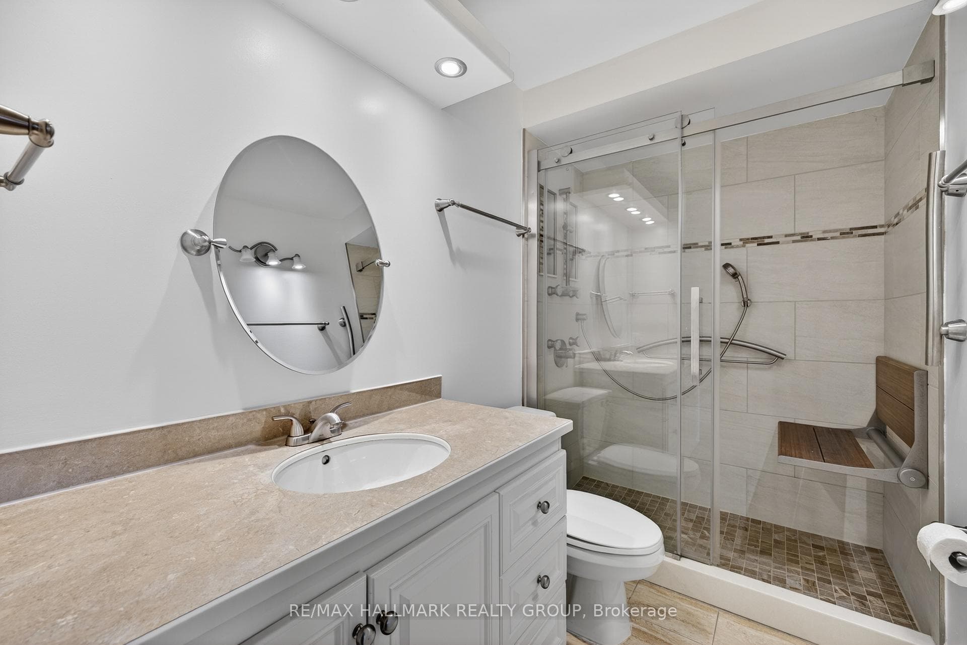 415 Greenview Avenue Unit 306 photo 26