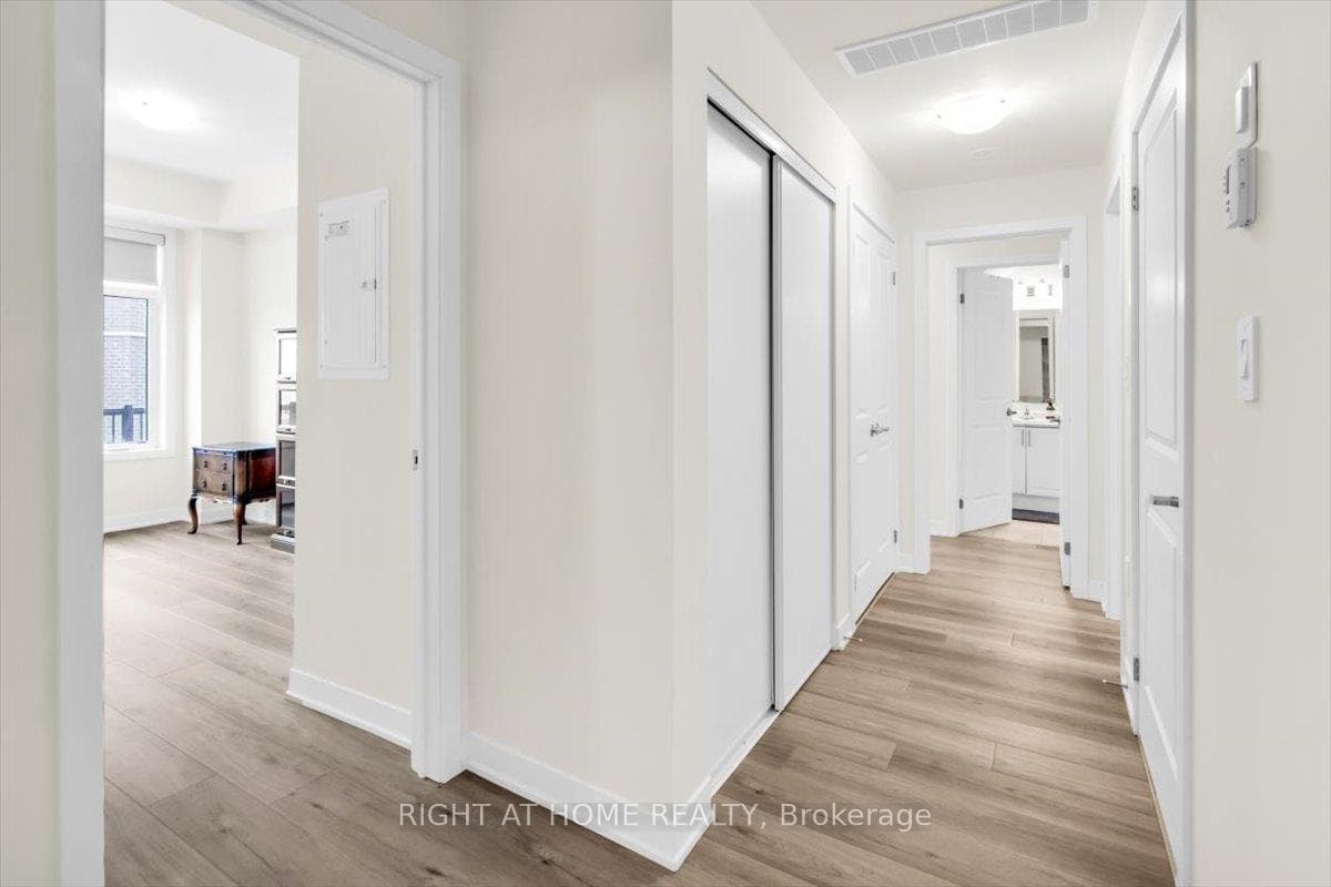 755 Omega Drive Unit 221 photo 10
