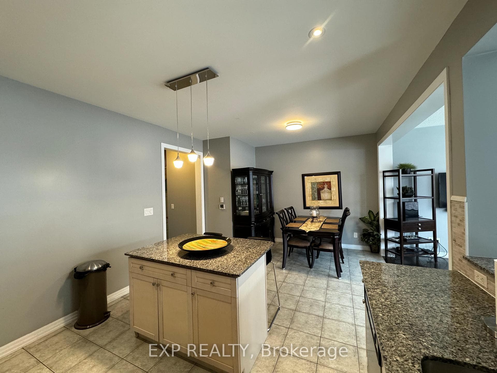 140 Duncan Lane photo 25