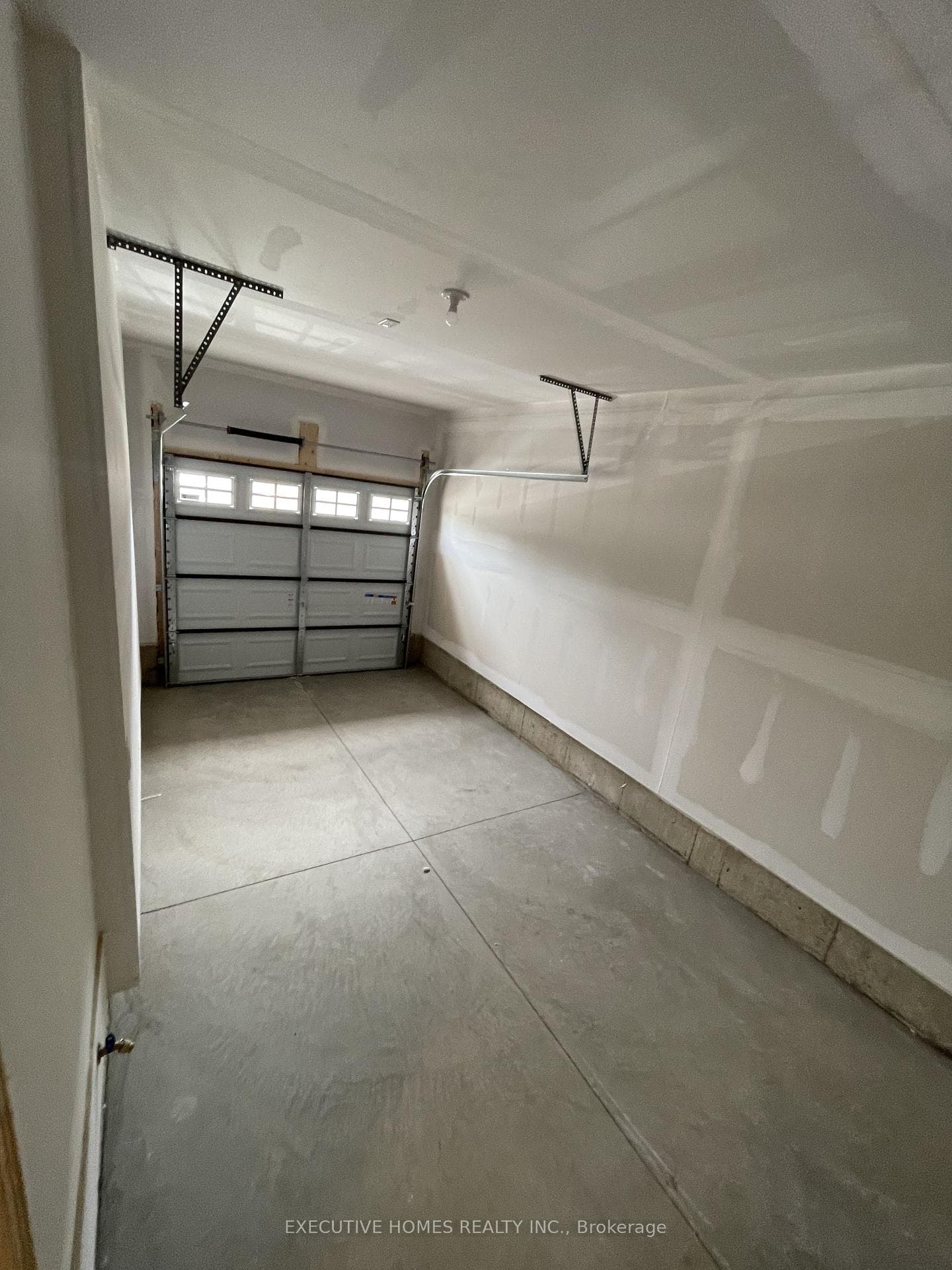 1 Linden Park Lane photo 18