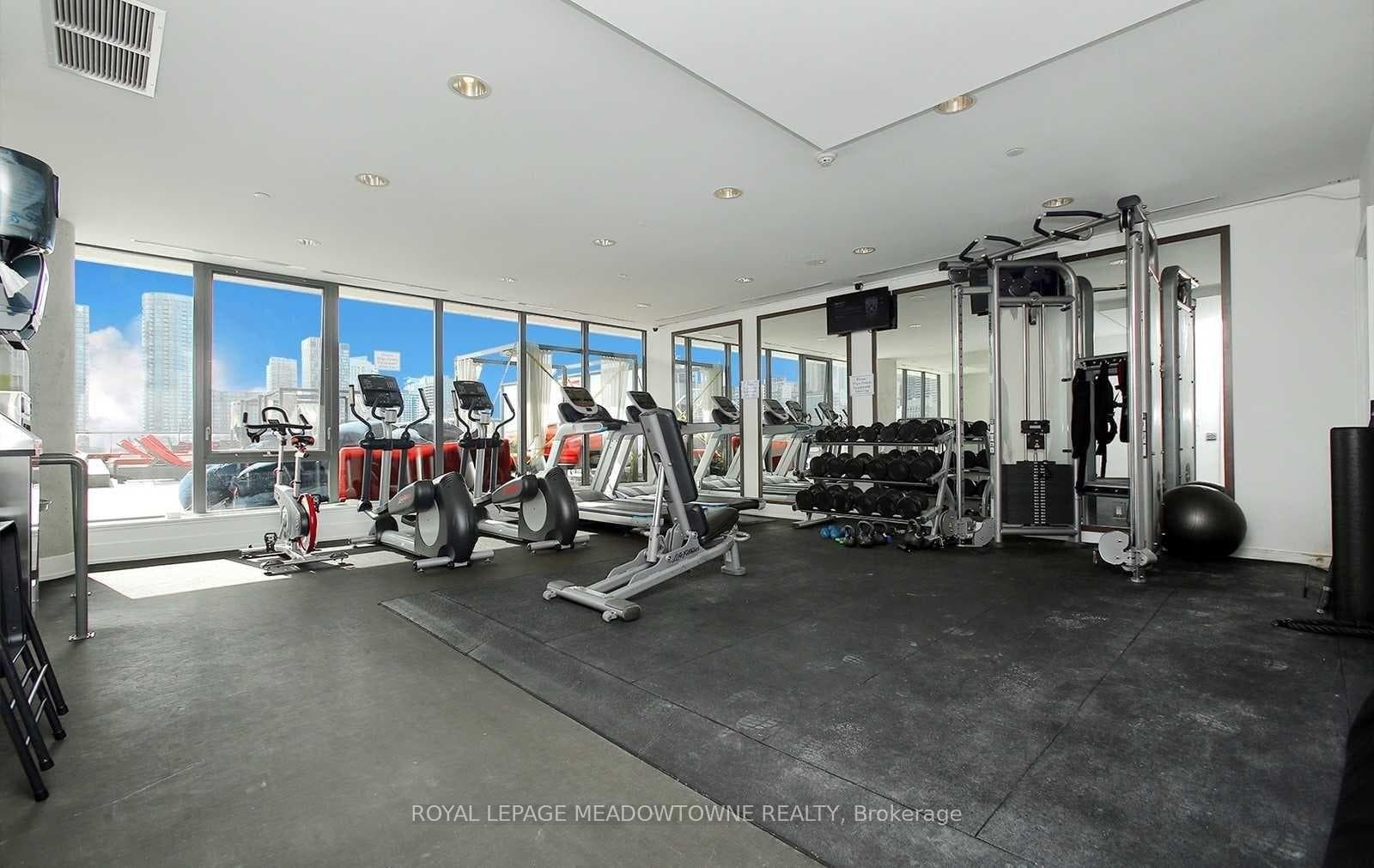 560 King Street Unit 1010 photo 28
