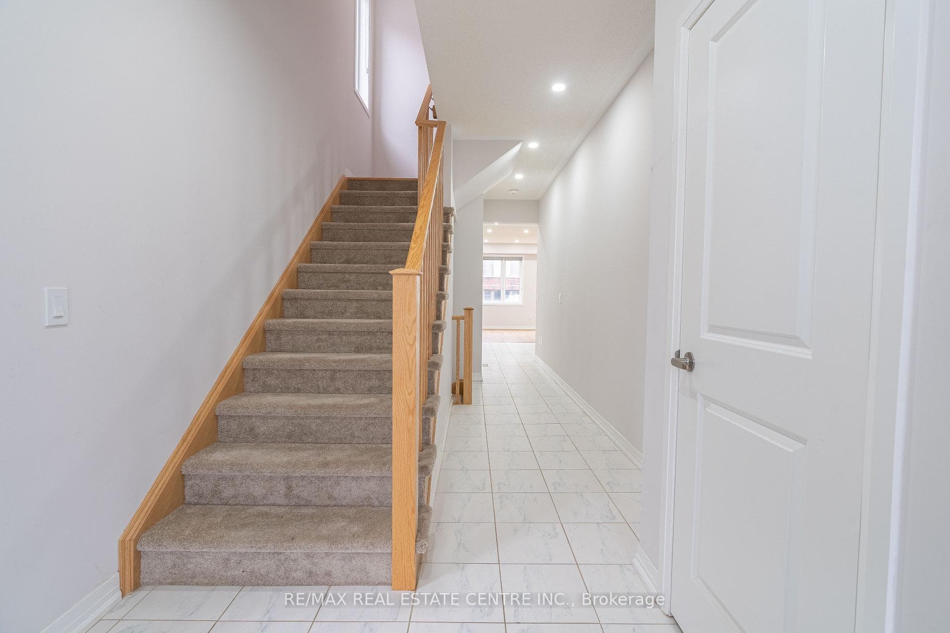 123 Freedom Crescent photo 19