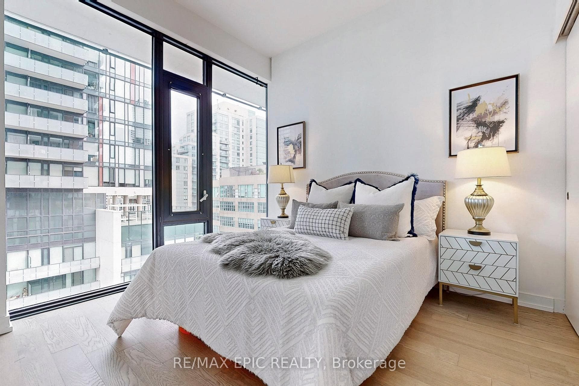 161 Roehampton Avenue Unit 801 photo 15