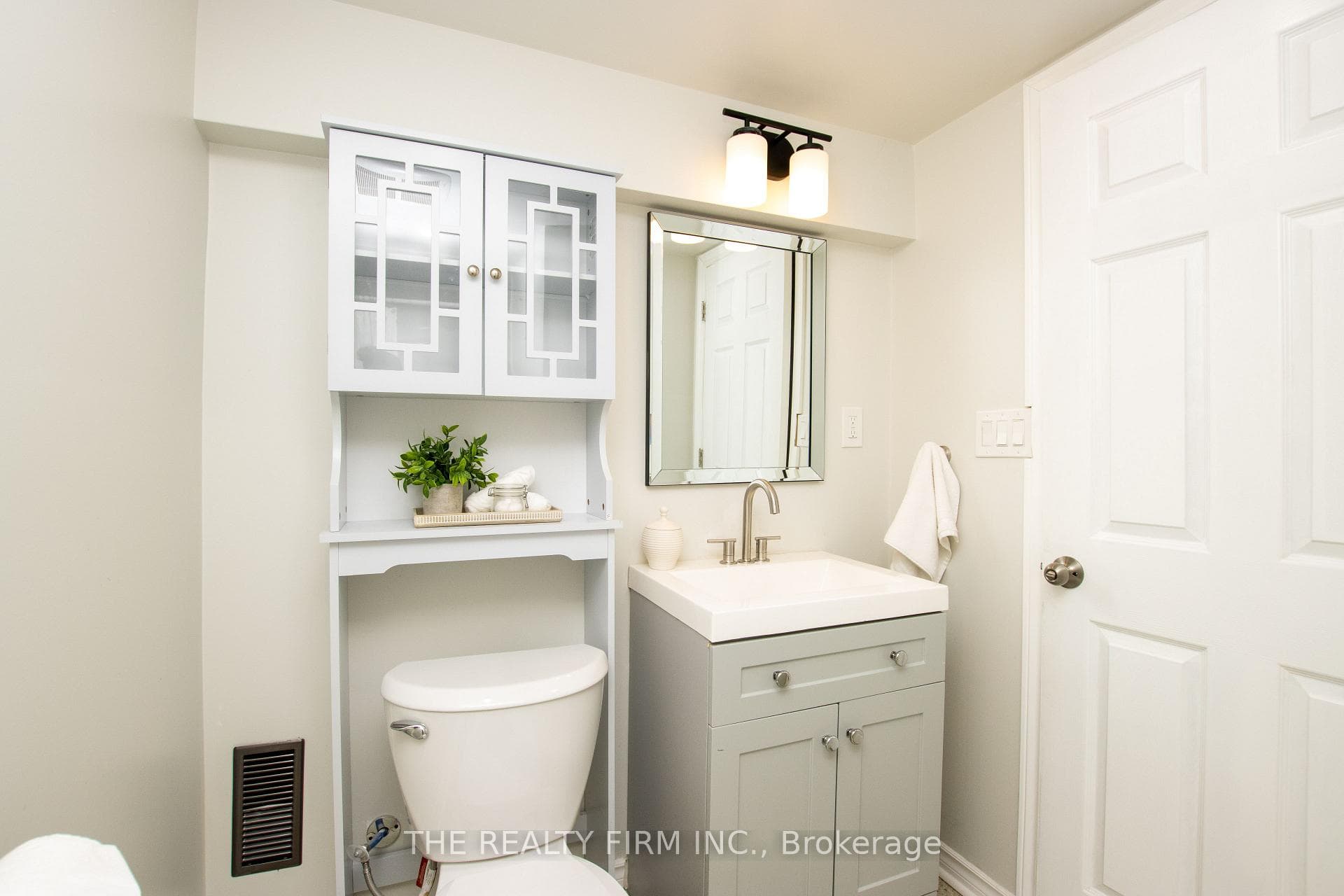 1319 Wilton Avenue photo 25