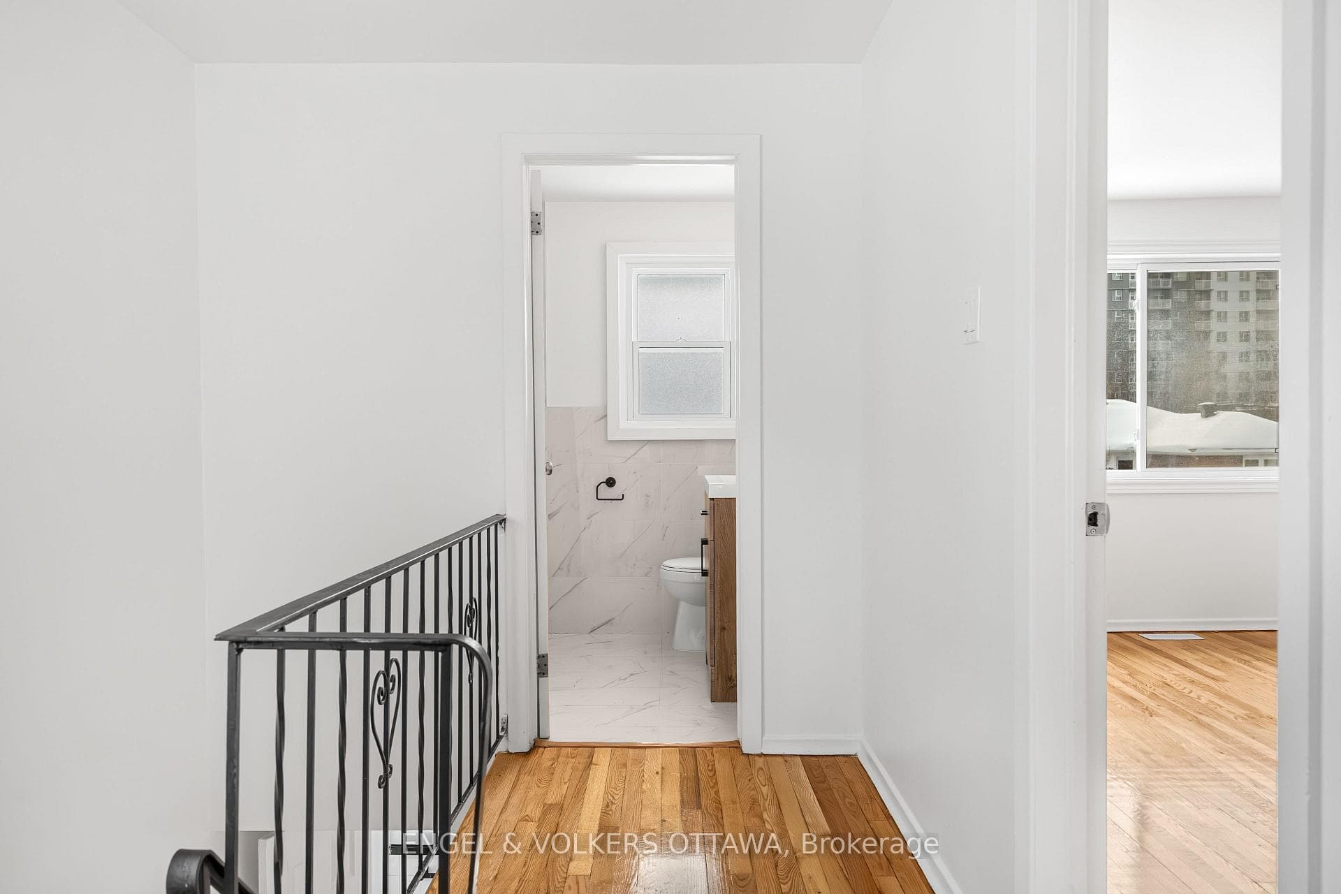 1487 Morisset Avenue photo 23