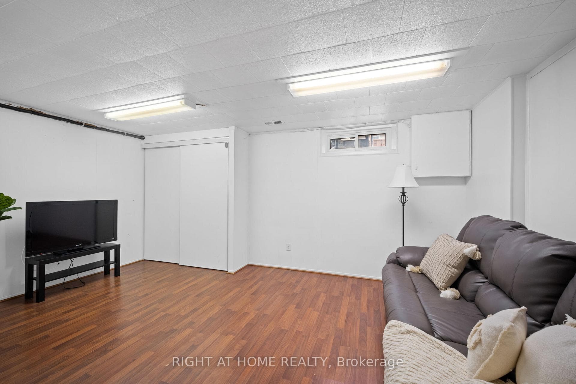 336 Woodfield Drive photo 28
