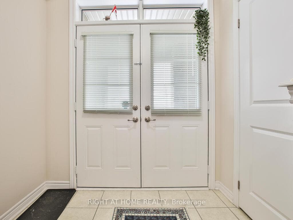 3030 George Savage Avenue photo 4