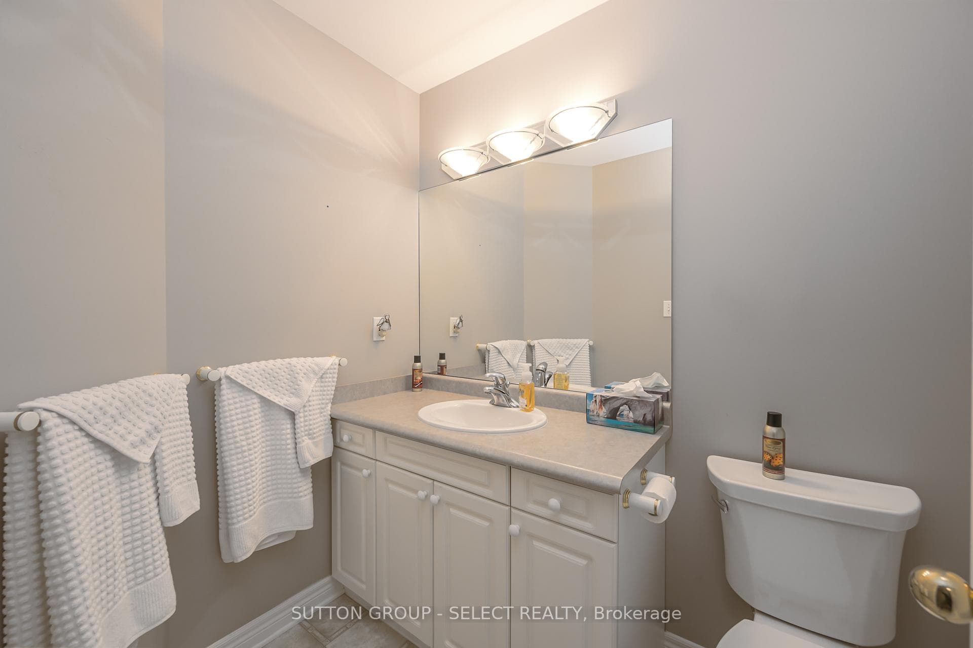 505 Cranbrook Road Unit 30 photo 20