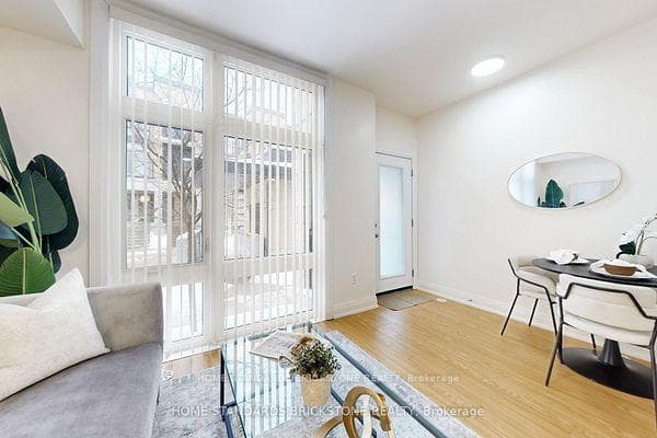 19 Eldora Avenue Unit 53 photo 6