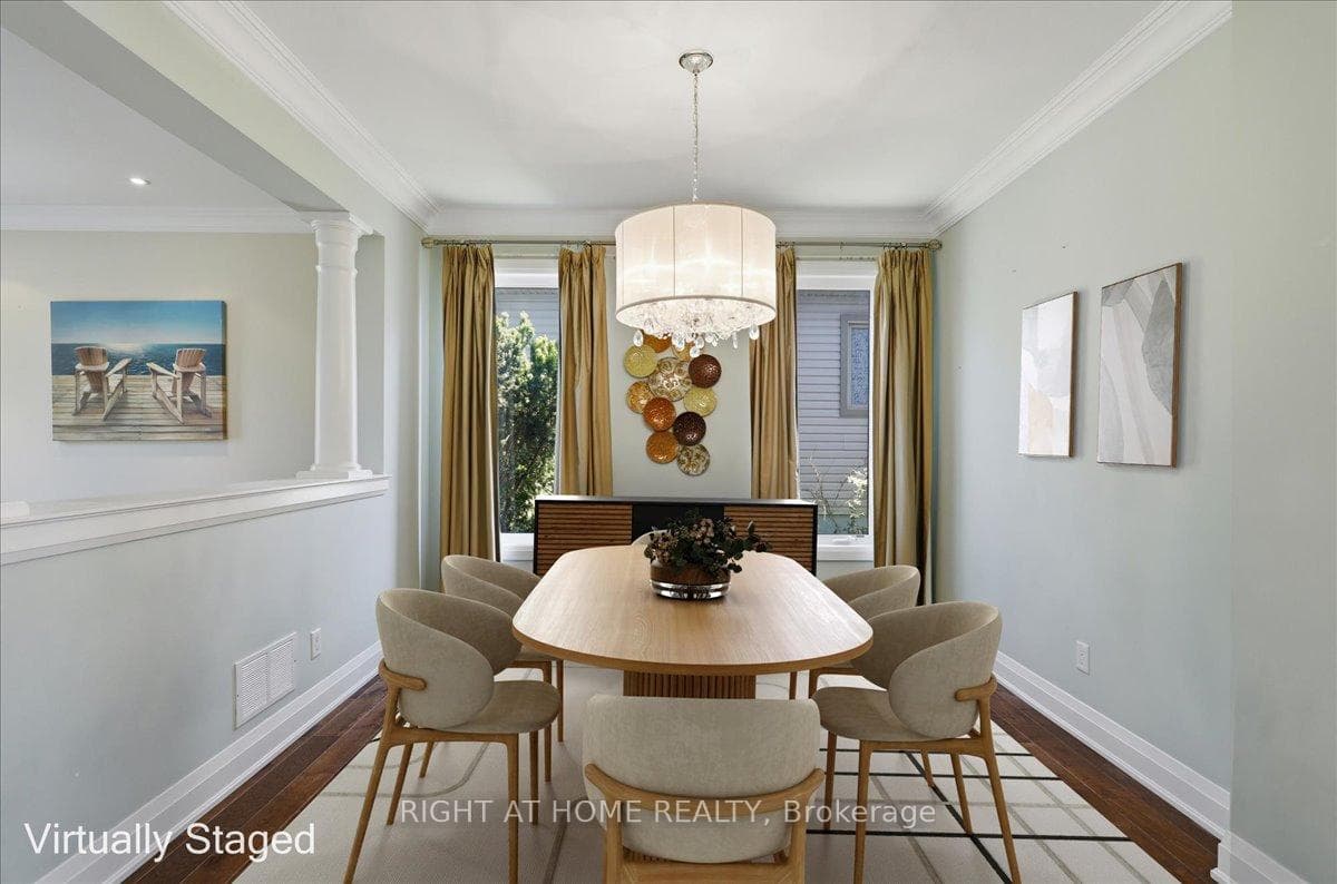 31 Christy Drive photo 9
