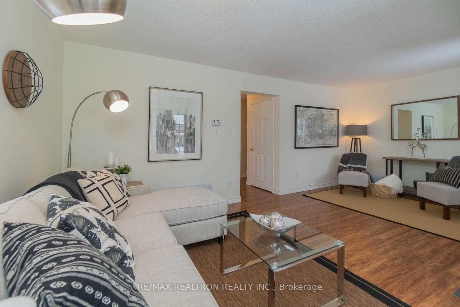 90 Trellanock Avenue photo 3