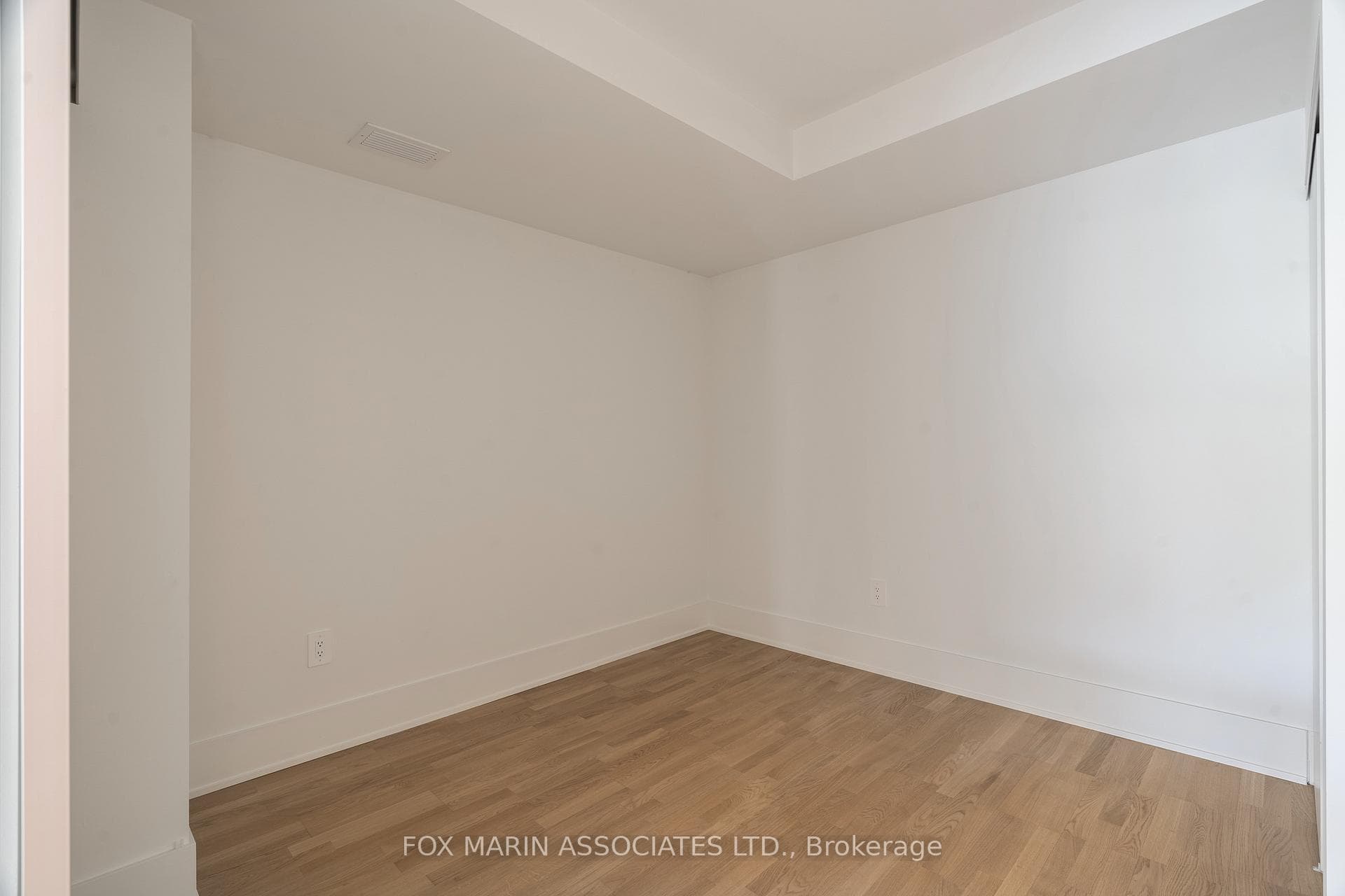495 Logan Avenue Unit 206 photo 17