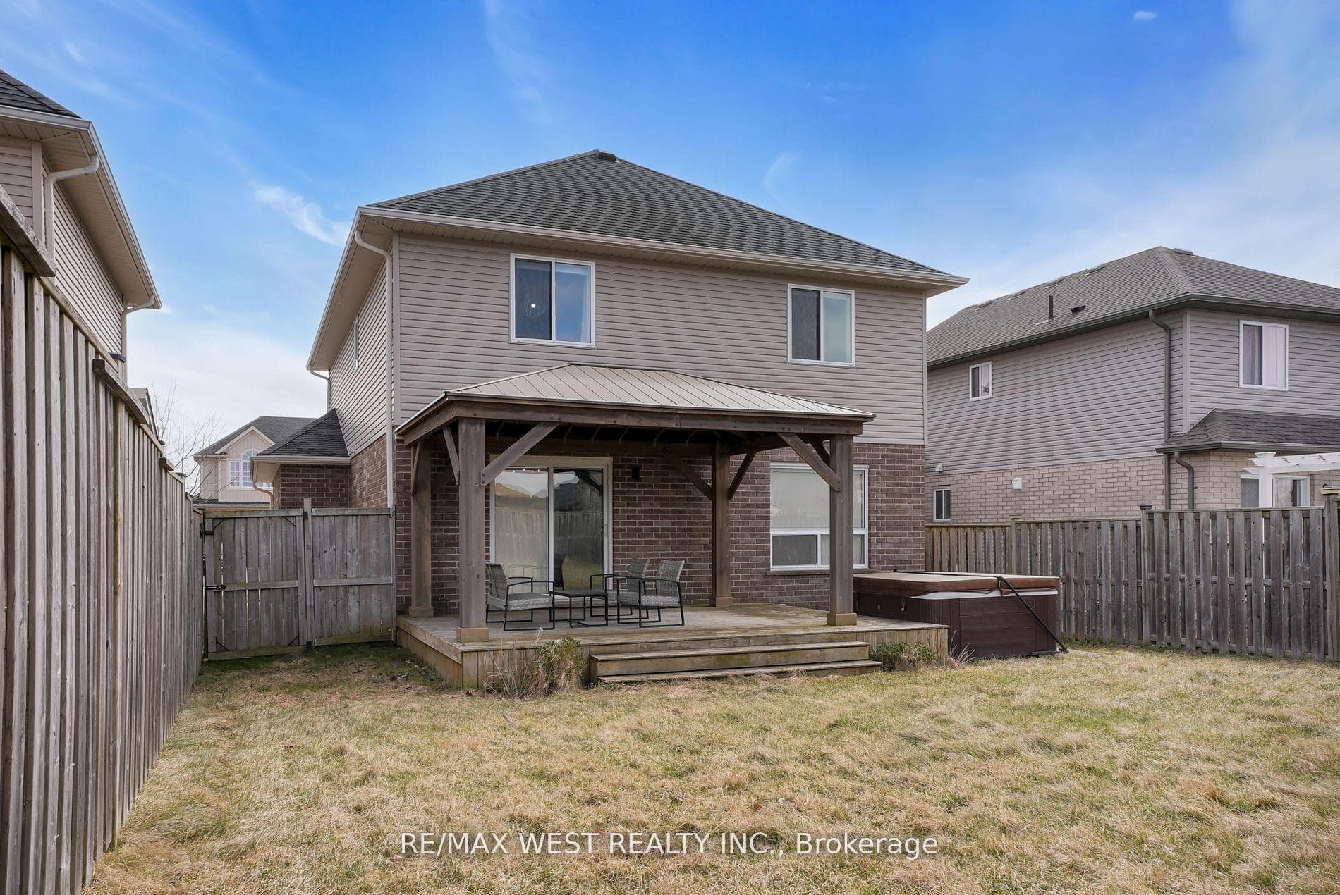 9 Noble Lane photo 29