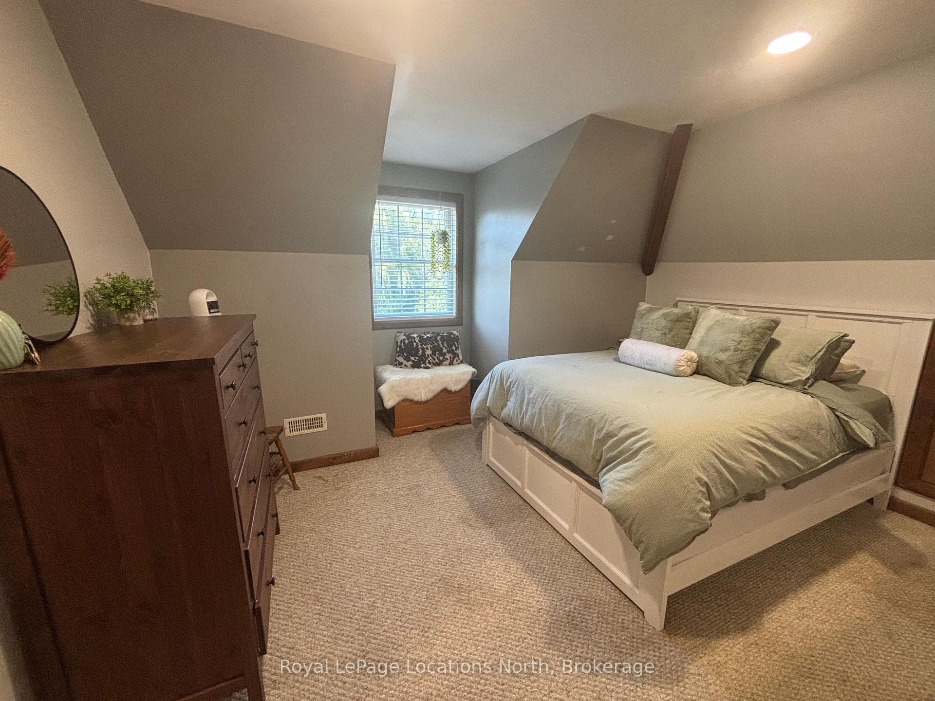 63 BROADVIEW Street photo 19