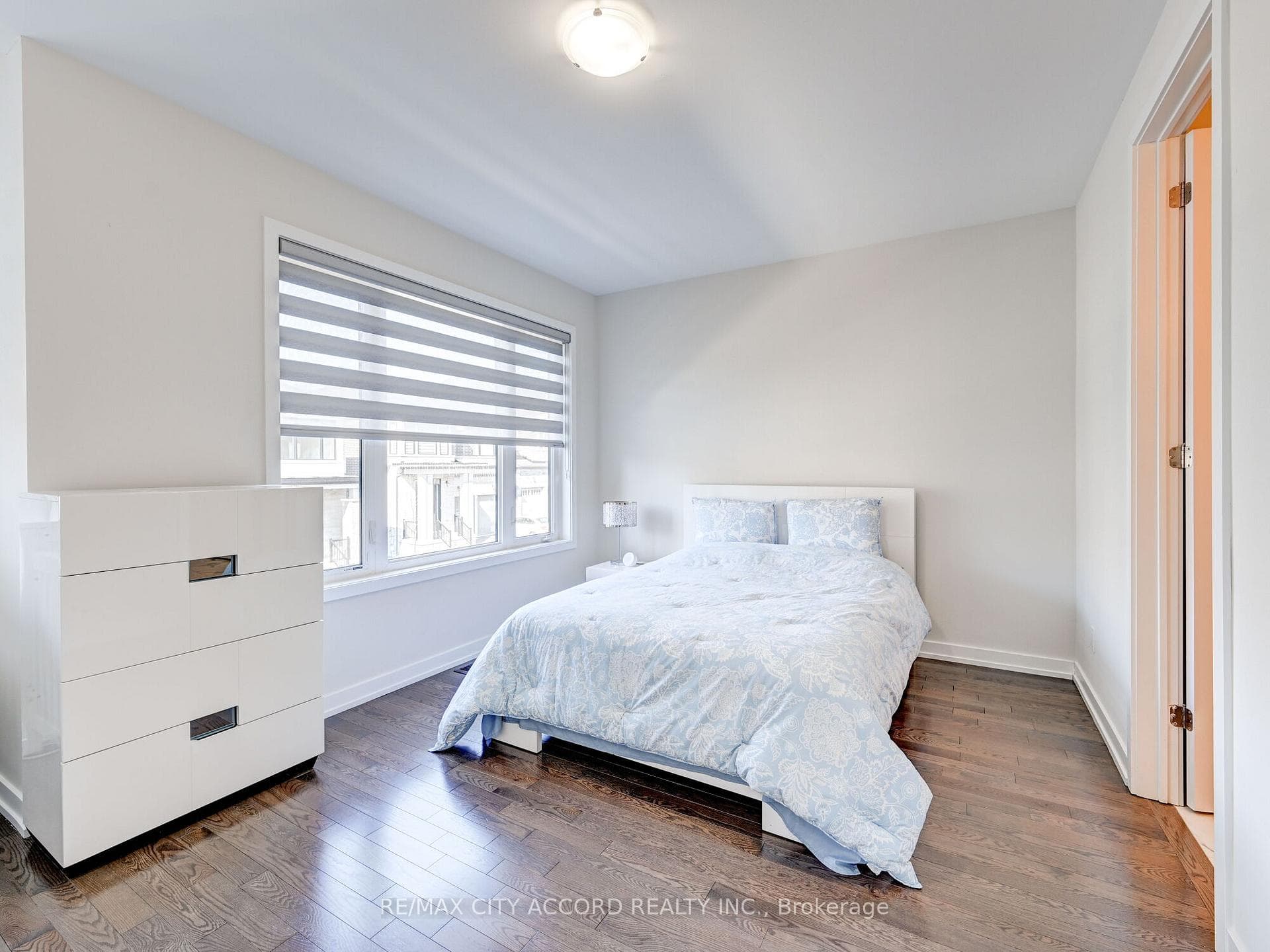400 Finch Avenue Unit 25 photo 33