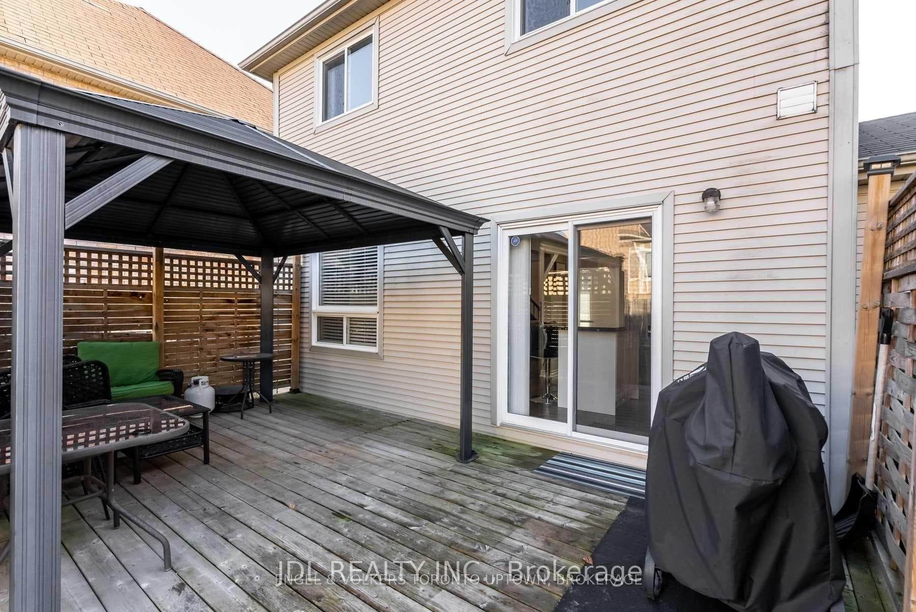 62 Ian Drive photo 28