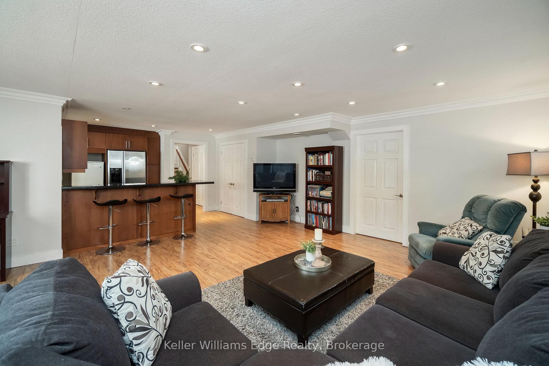 2201 Blackbird Court photo 34
