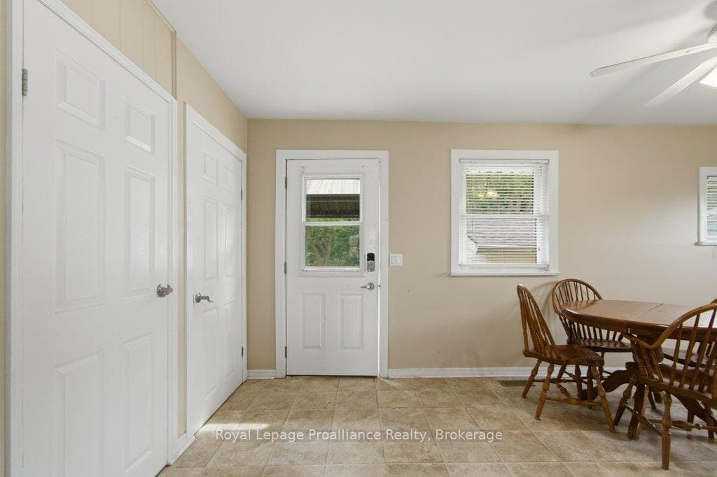 395 Sidney Street photo 7