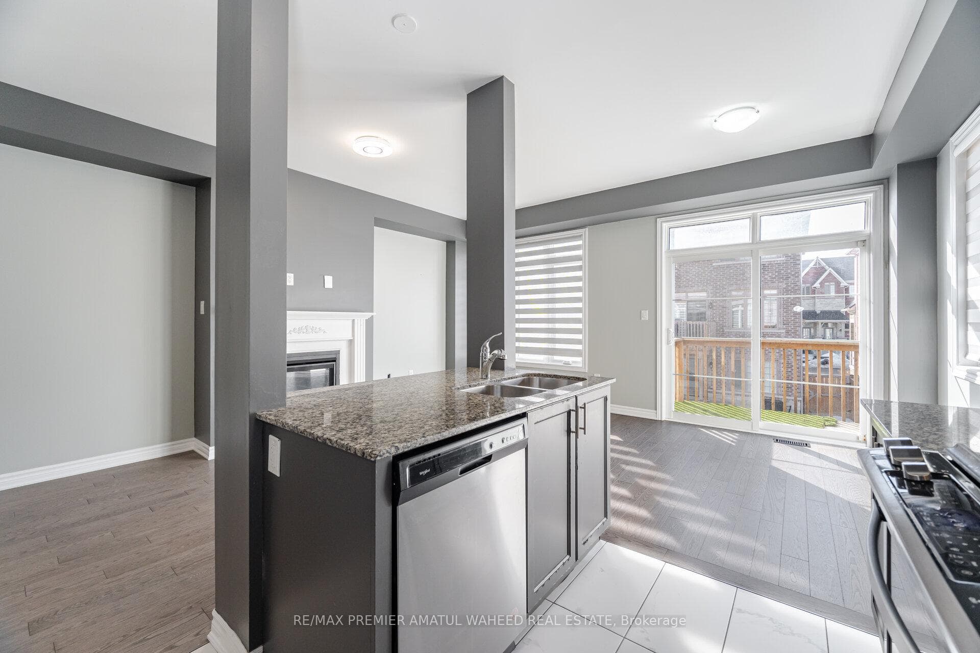 67 Farooq Boulevard photo 18