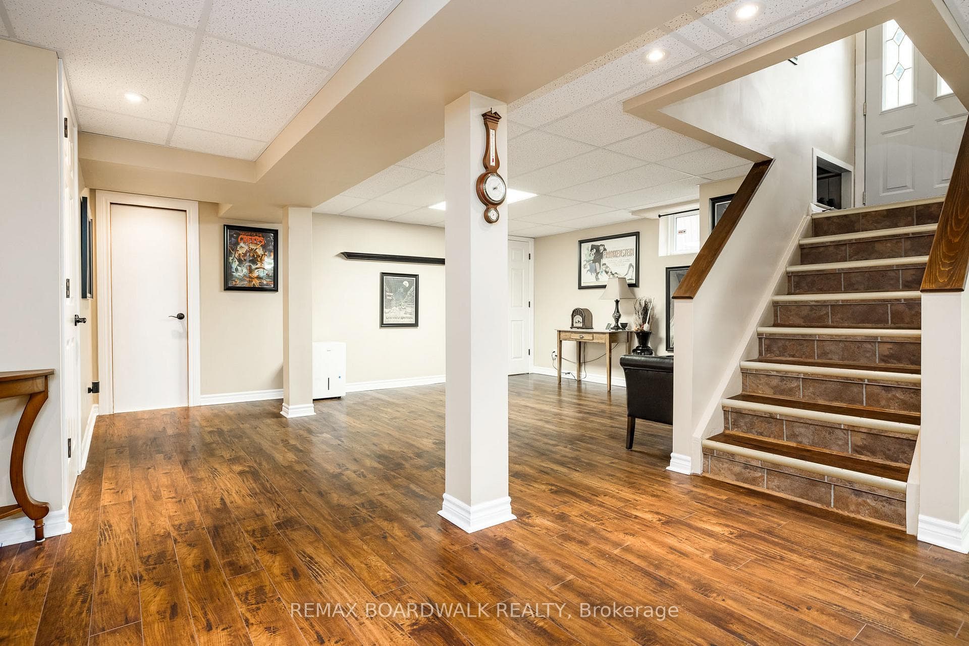 477 Edgeworth Avenue photo 15