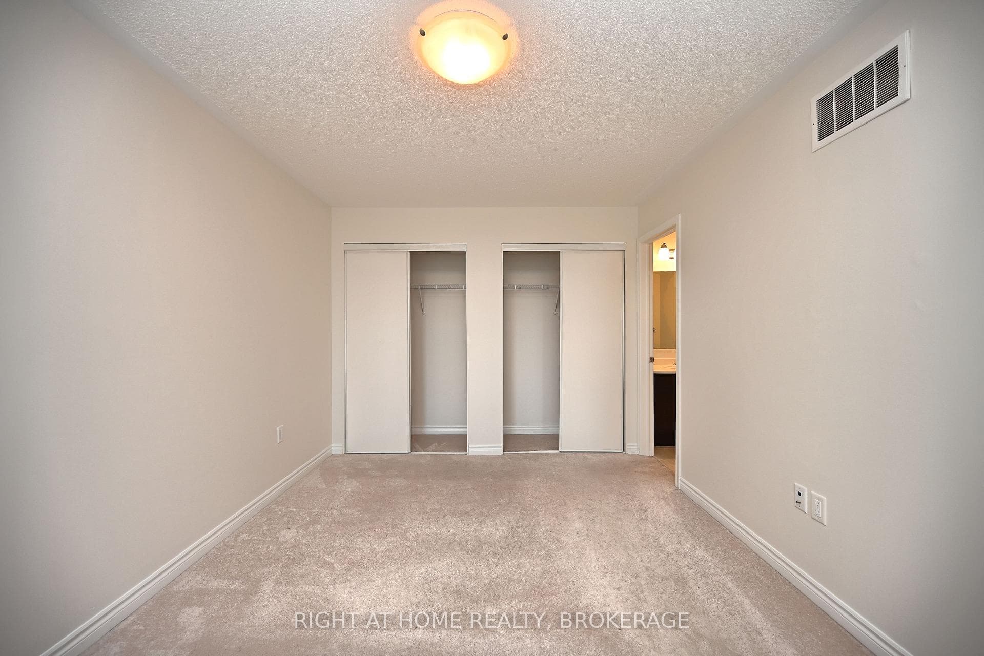 689 Laking Terrace photo 35