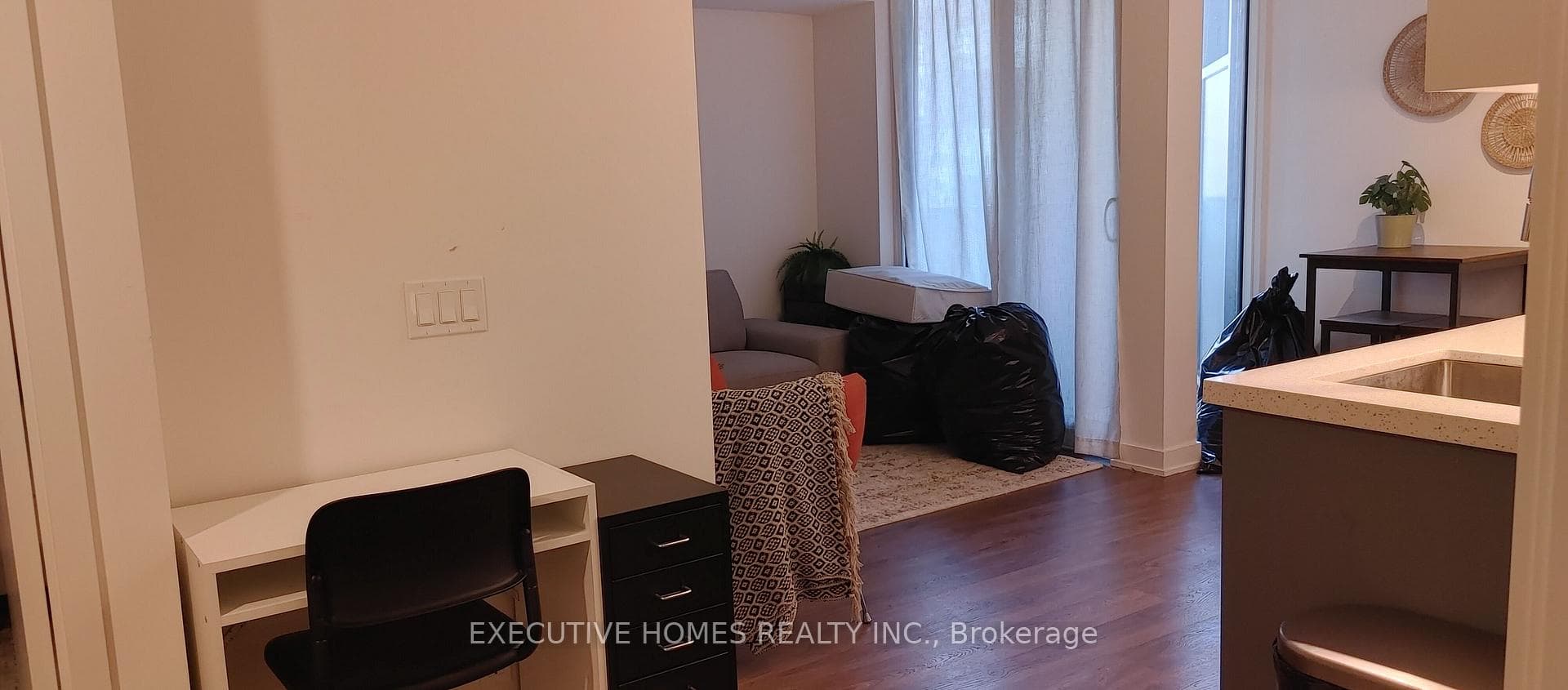 30 Tretti Way Unit 632 photo 11