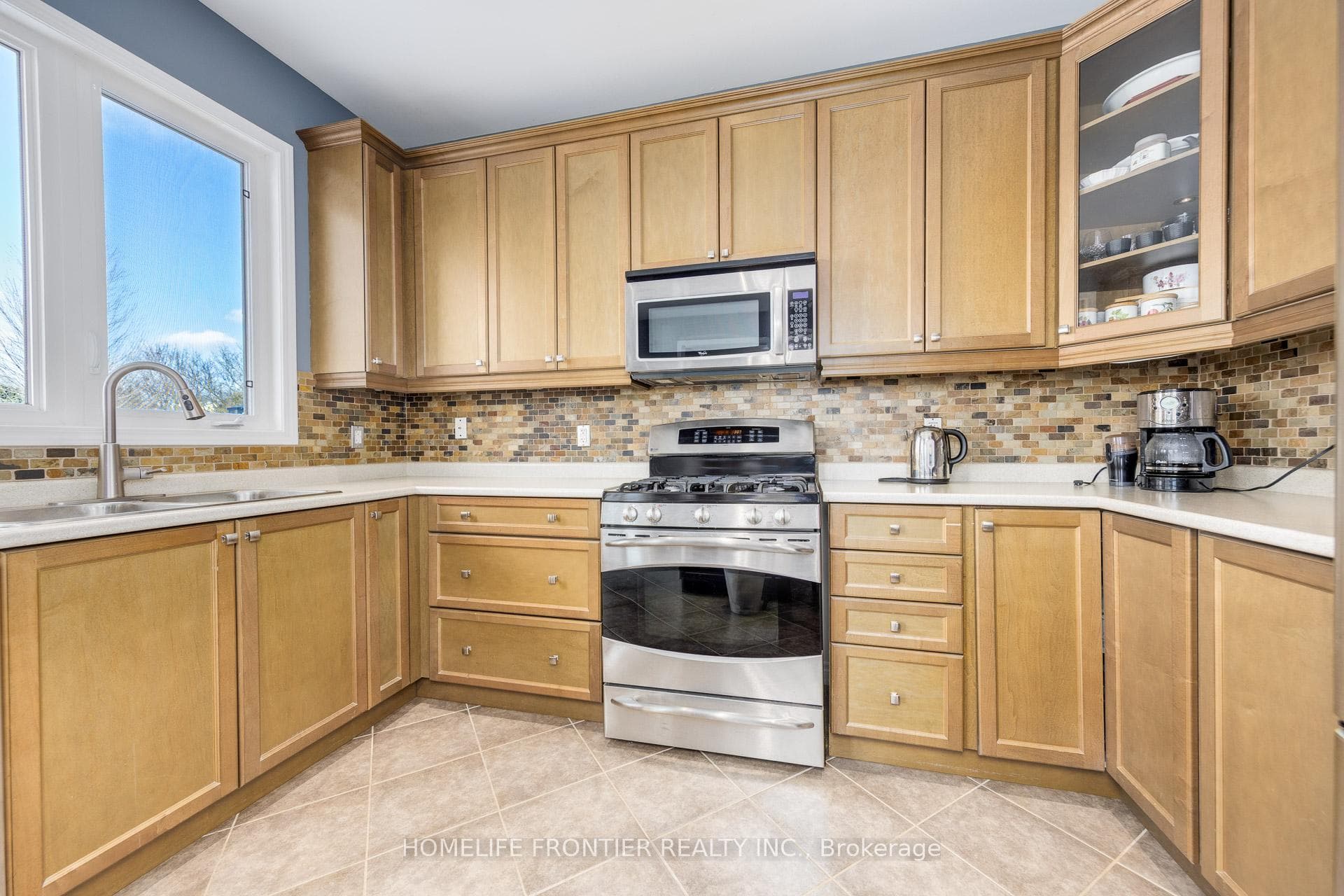 178 Miltrose Crescent photo 14