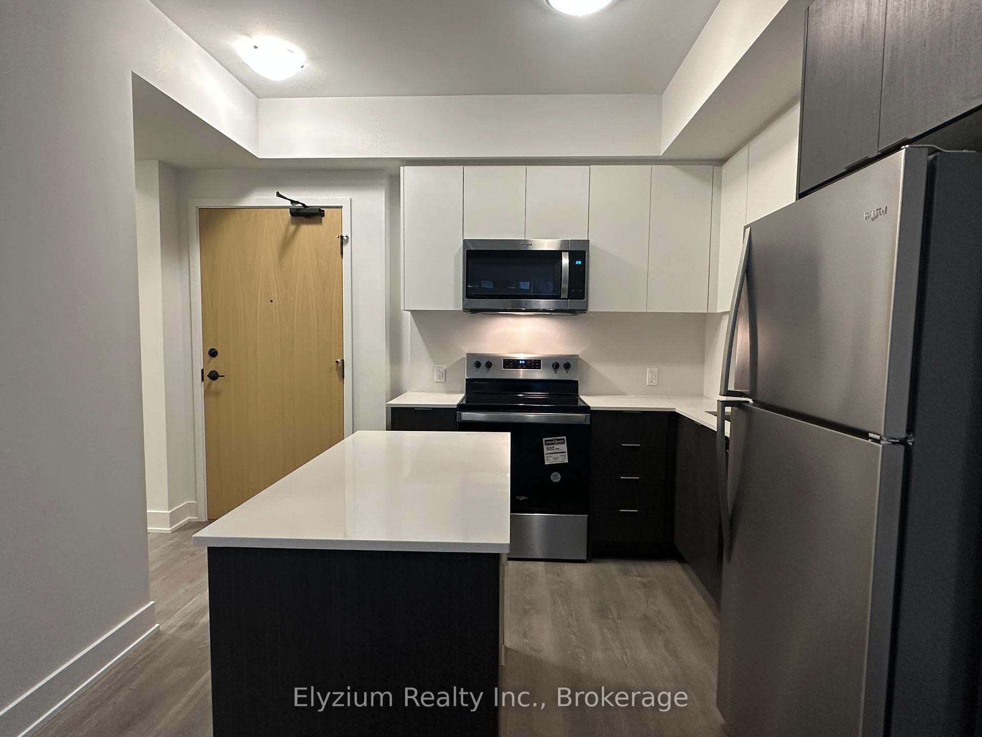 204 Burnhamthorpe Road Unit 1003 photo 2