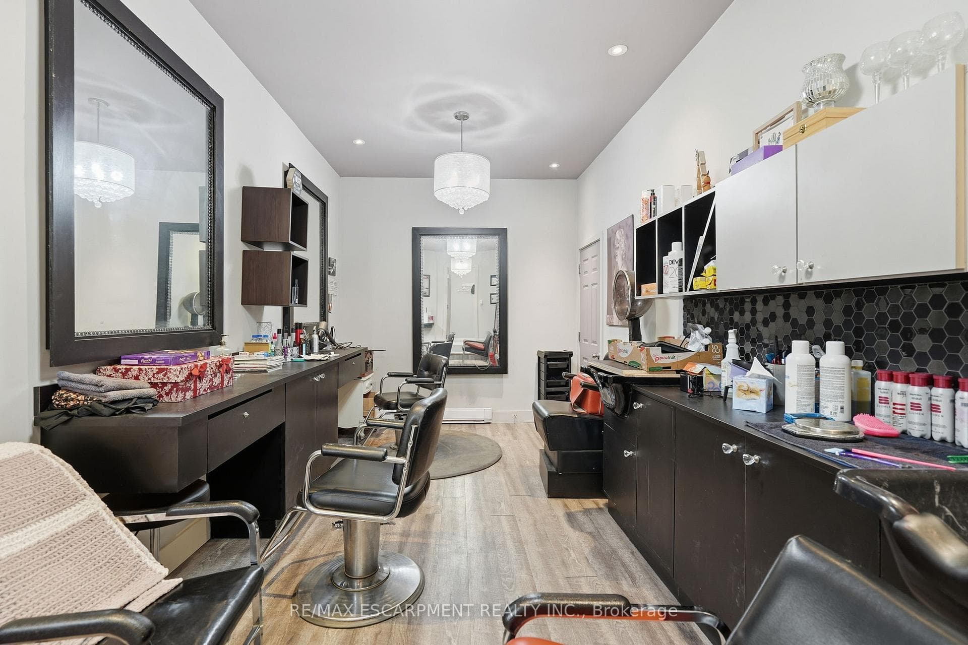 17 Strawberry Lane photo 11