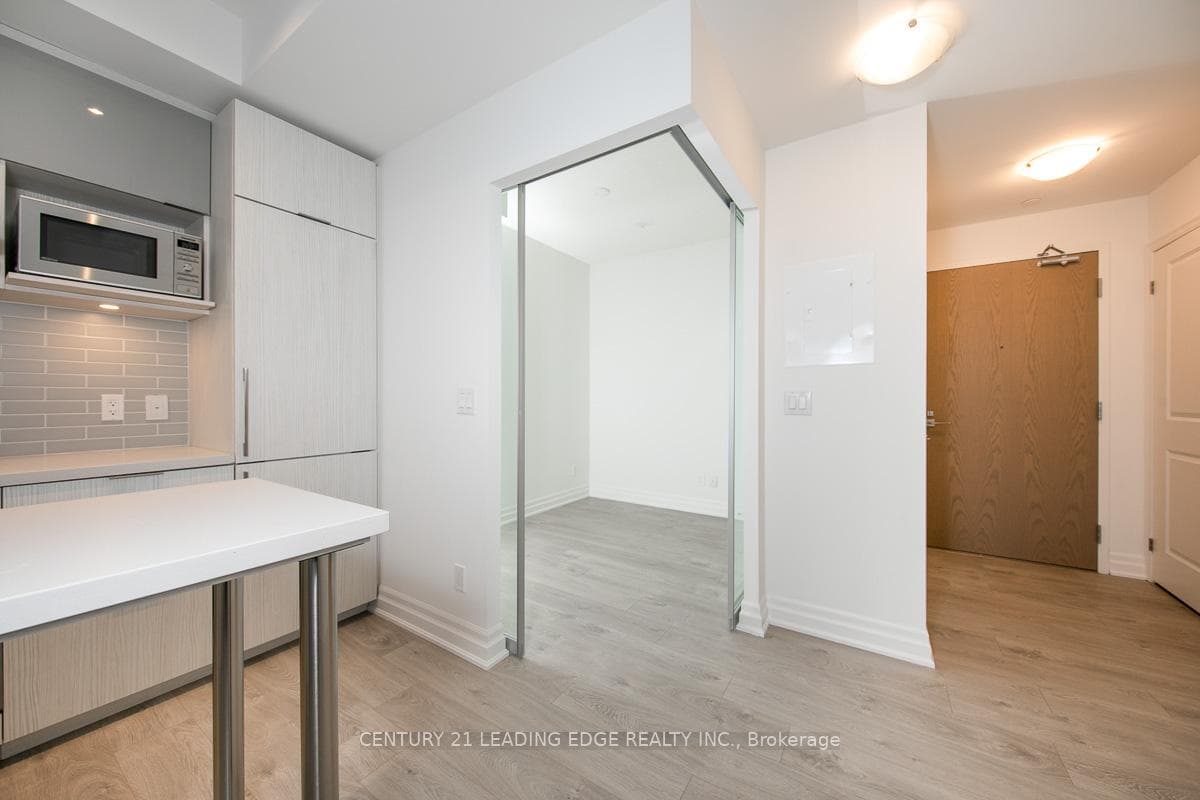 8 Rouge Valley Drive Unit 1010 photo 8