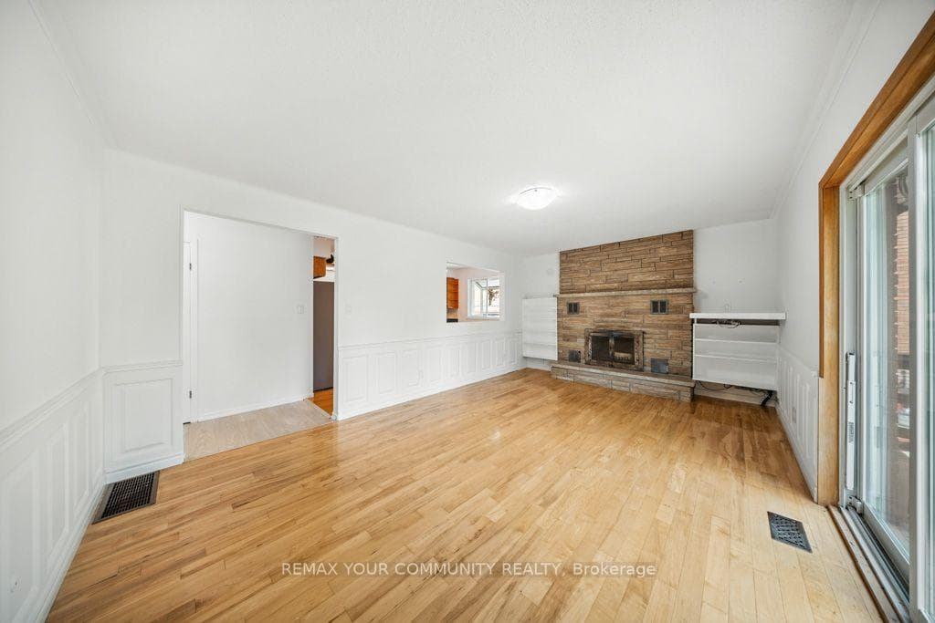 431 Innisfil Street photo 16