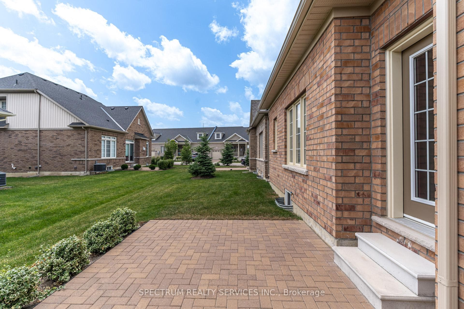 8 Abelia Street photo 40