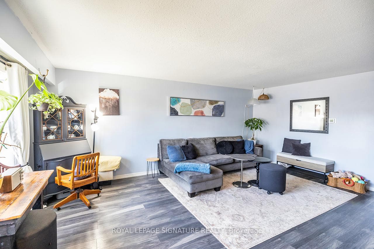182 Waverly Street photo 6