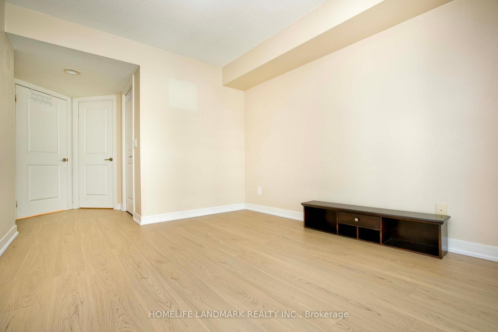 35 Bales Avenue Unit 511 photo 14