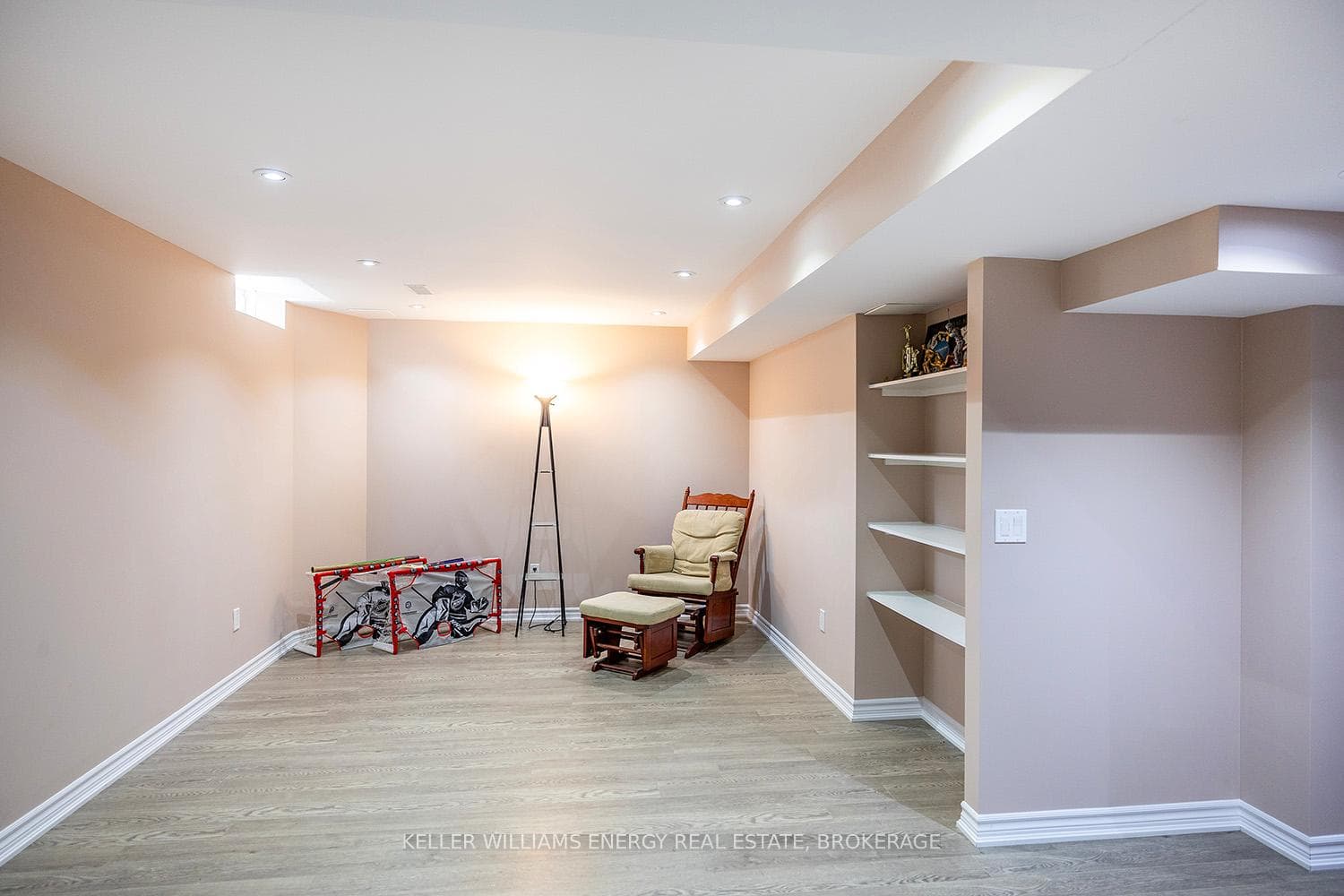 Rec room