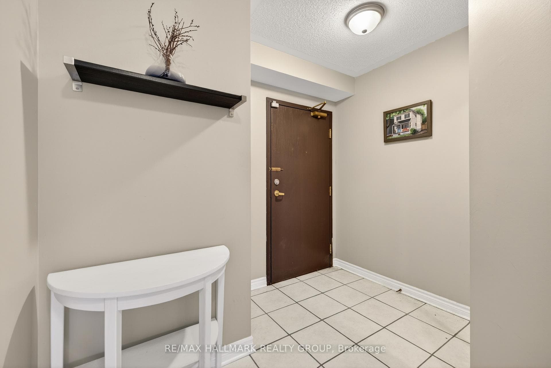 310 Central Park Drive Unit 6B photo 5