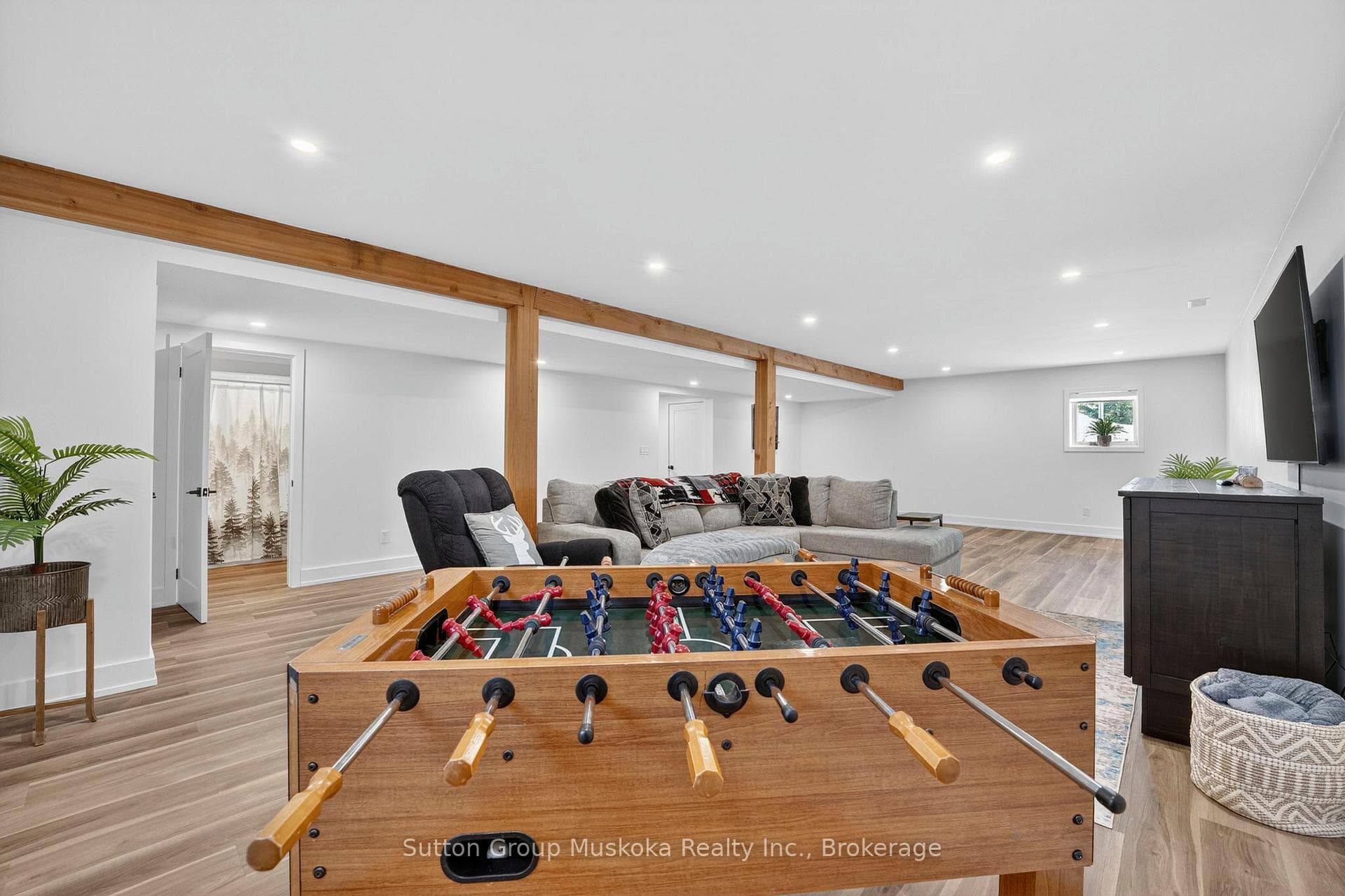 Recreation and gaming area