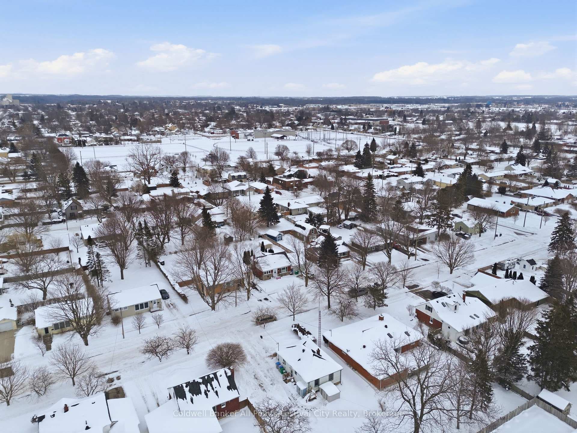136 Elizabeth Street photo 19