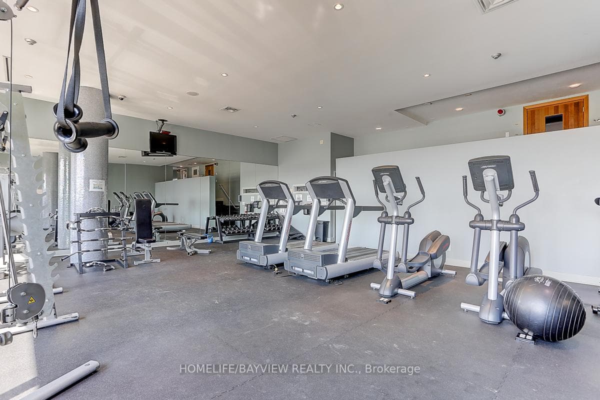 1050 The Queensway N/A Unit 107 photo 40