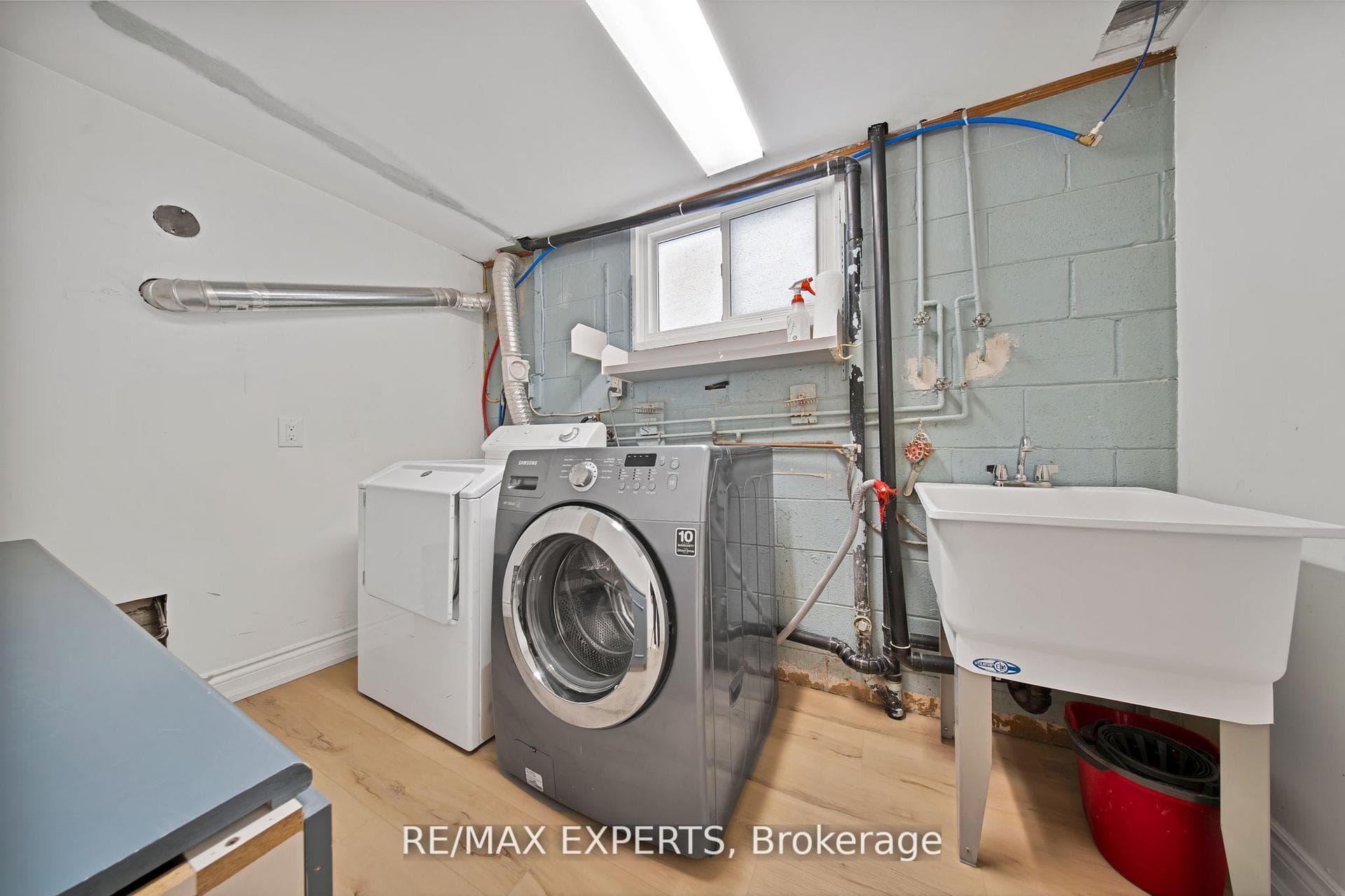 934 Beechwood Avenue Unit Lower photo 21