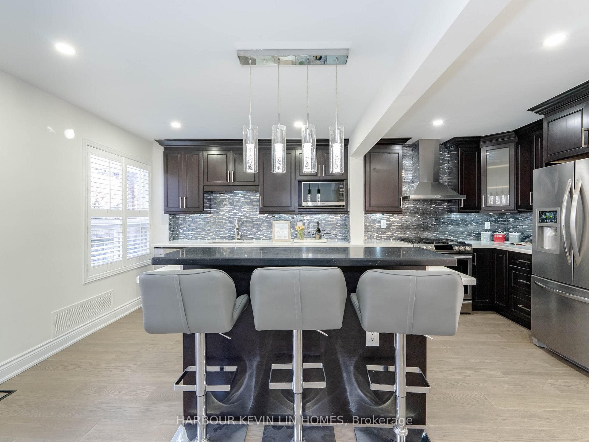 63 Marathon Avenue photo 20