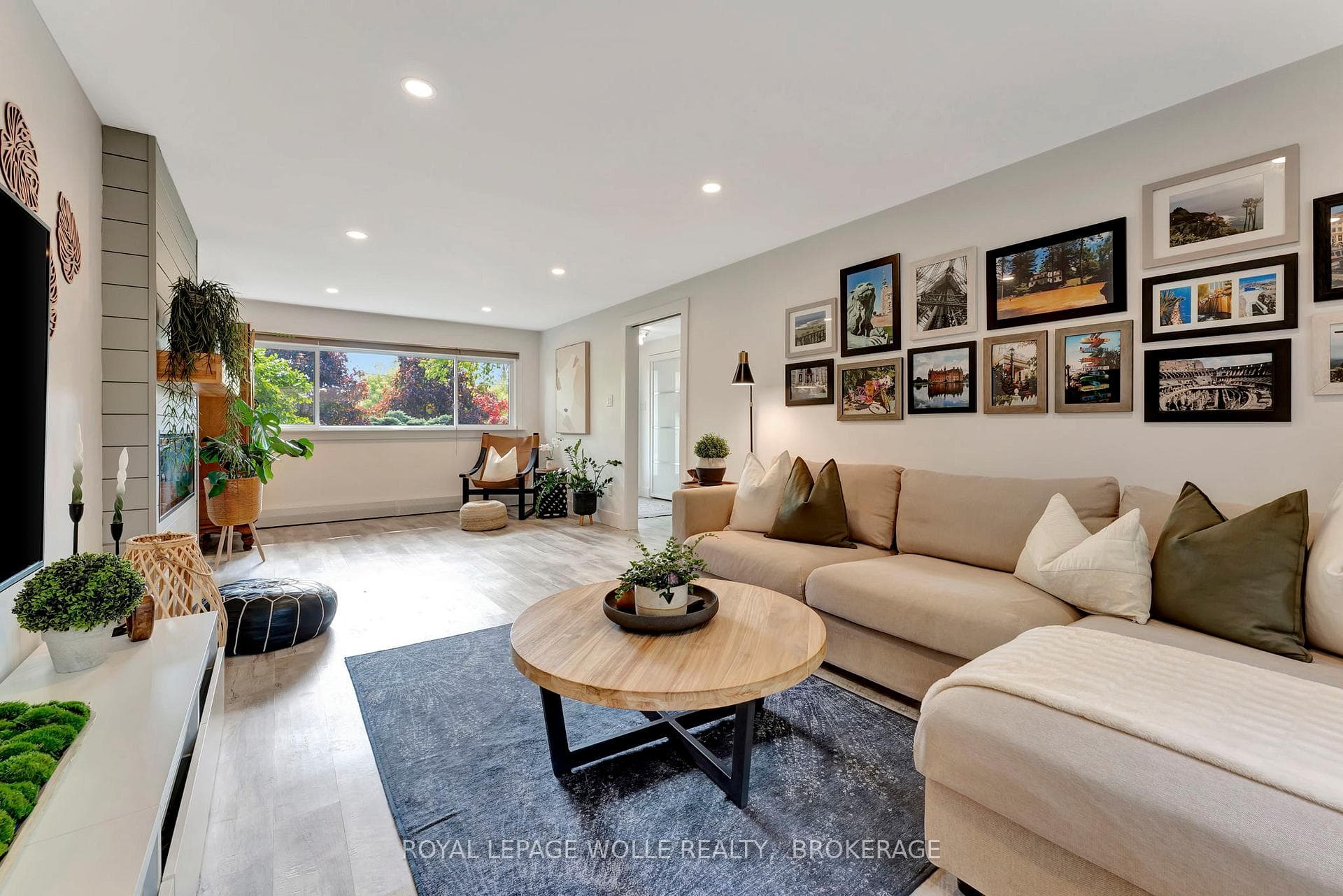 404 MANCHESTER Road photo 9