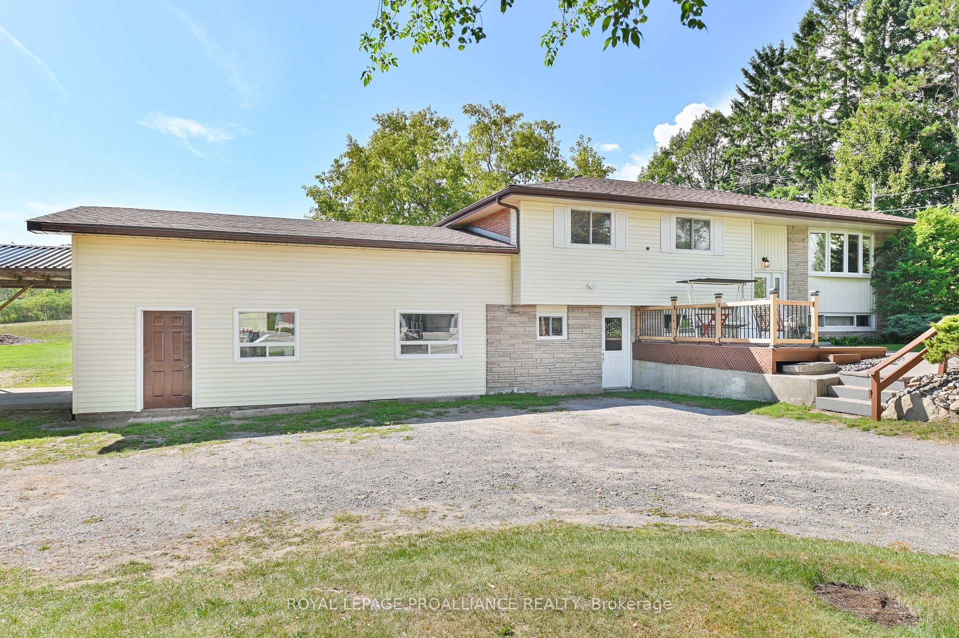 122 Lisgar Street photo 1