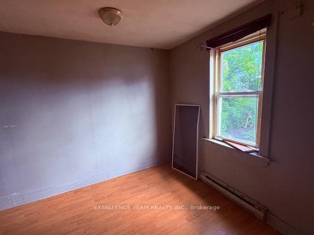 1 Menard Avenue photo 9