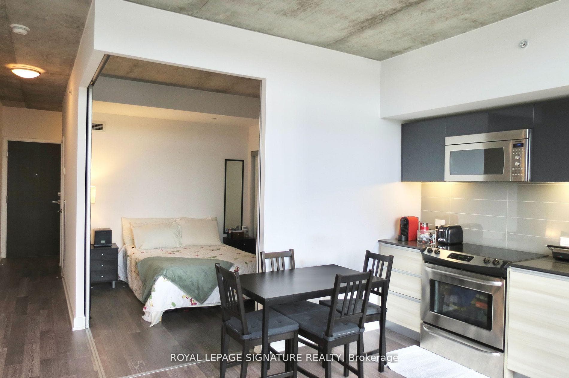 1190 Dundas Street Unit 923 photo 8