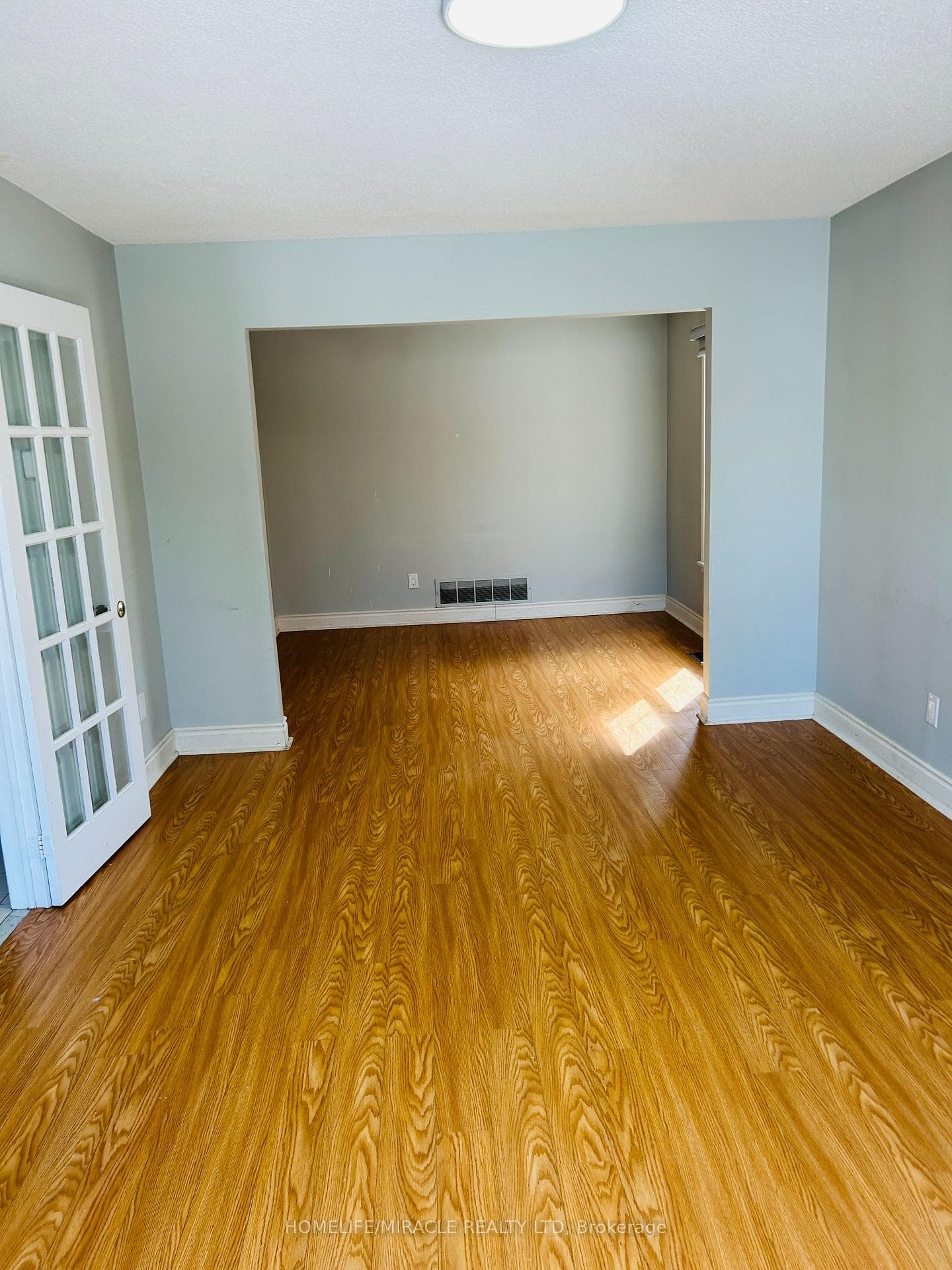 20 Nadia Place Unit Upper Level photo 6