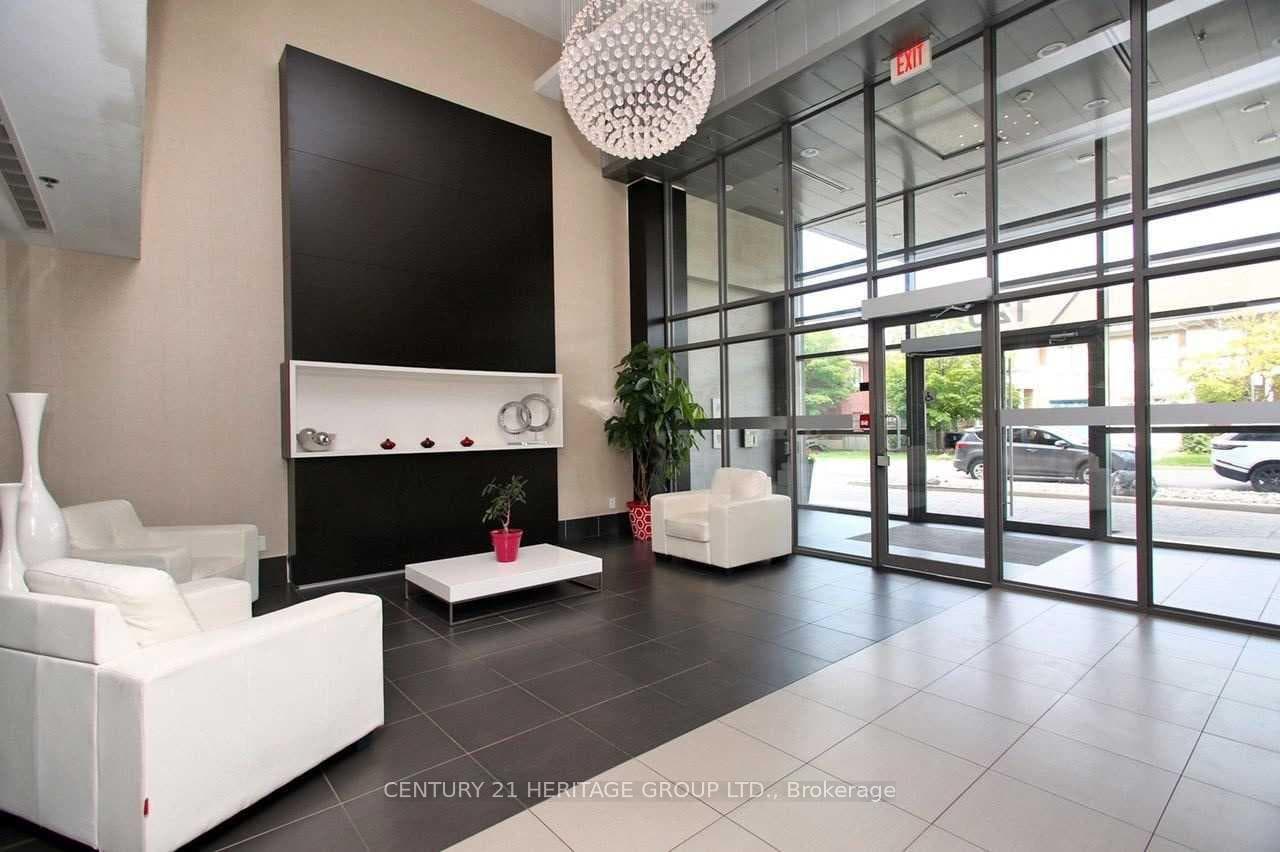 120 Dallimore Circle Unit 317 photo 2