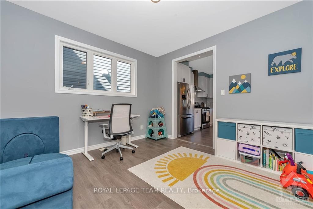 347 ROUNCEY Road photo 8